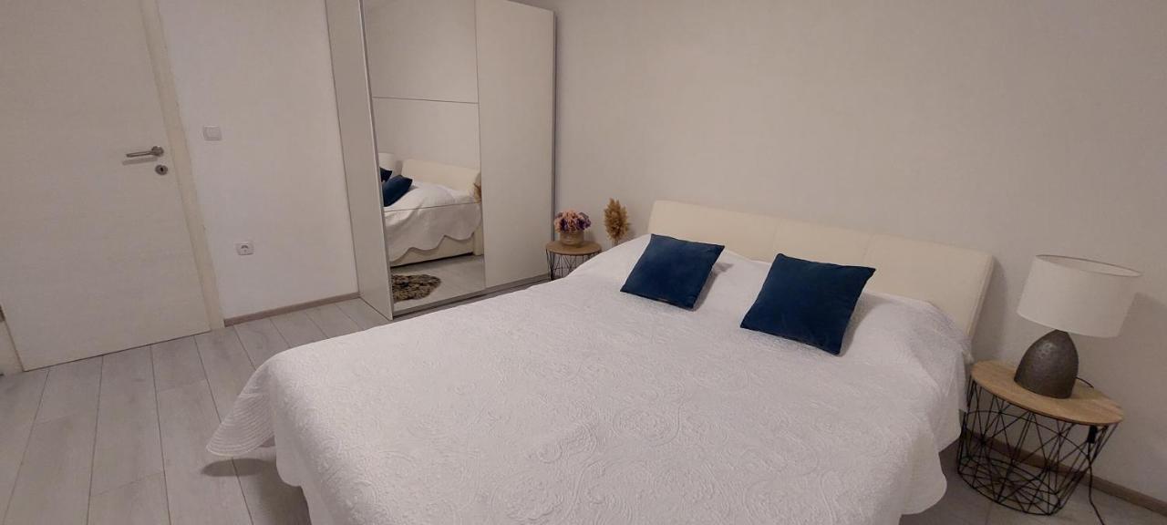 Apartmani Nikola 트로기르 객실 사진